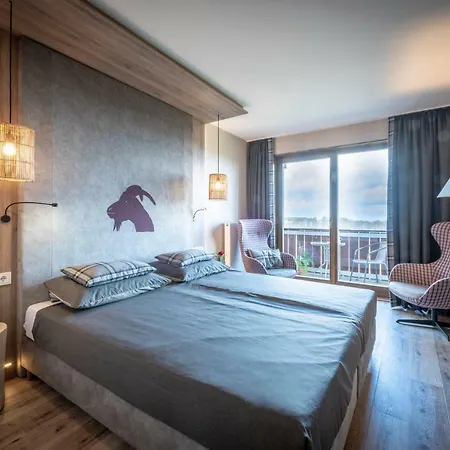 Berggasthof & Sennhuette Szálloda 3*
